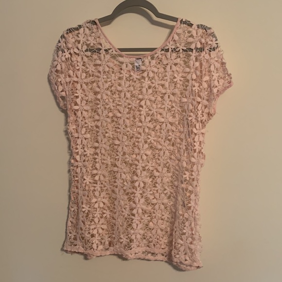 Cato crochet layering top - Picture 2 of 6